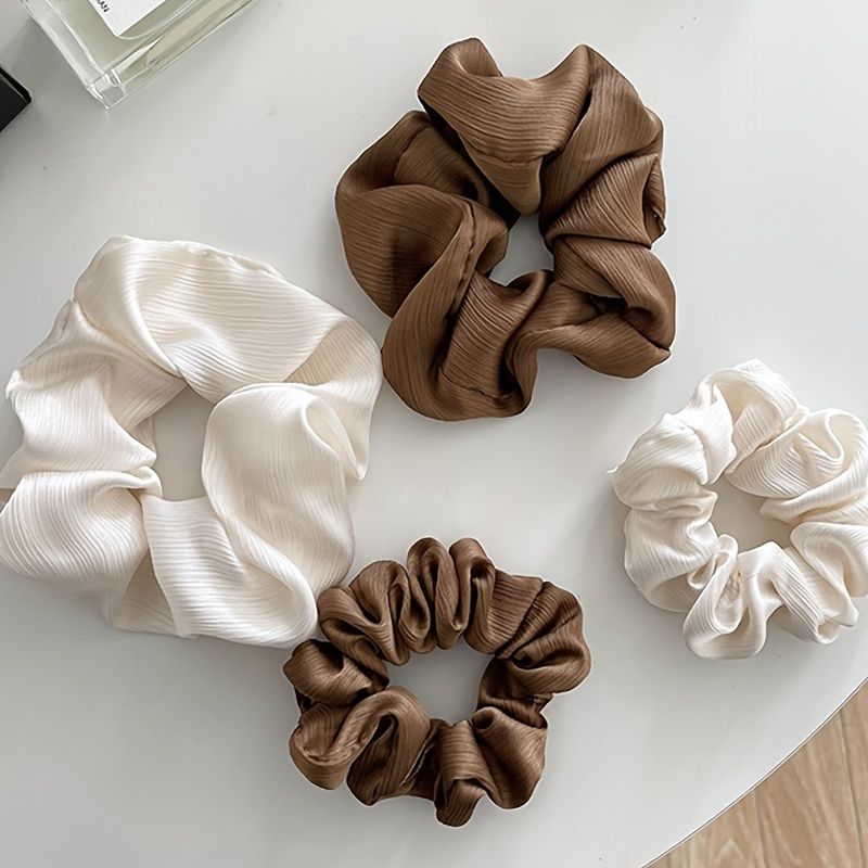 Mjuk Satäng Sömn Hår Scrunchies Ljusa Silkeslen Hästsvans Hållare Lockar Hår Scrunchy Elastiska Hårband Slipsar Håraccessoarer Armband För Kvinnor Flickor Lockigt Hår Bulle 4st