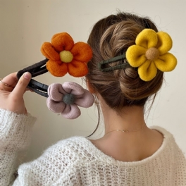 Plysch Blomklämma Söt Blomma Hårklämmor Satintyg Hårband Elegant Vinter Anknäbbklämma Modesmycken För Kvinnor Flickor