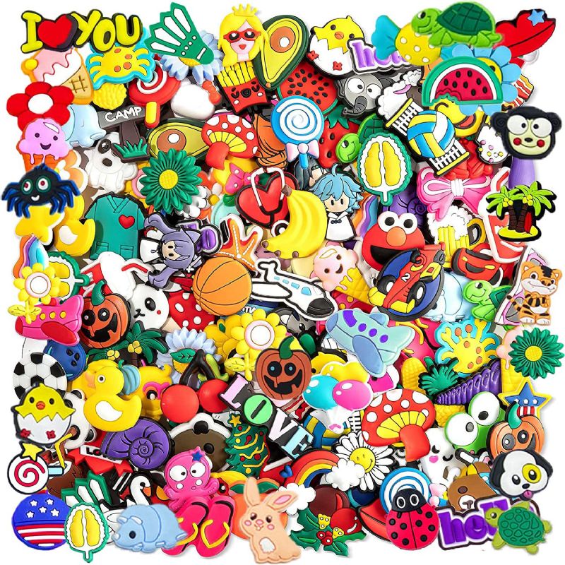 40st Random Cartoon Anime Sko Charms För Croc Jibbtz Bubble Slides Sandaler Armband Party Favors Skodekoration Födelsedagspresent För Kvinnor Män Tonåring Flickor Pojkar