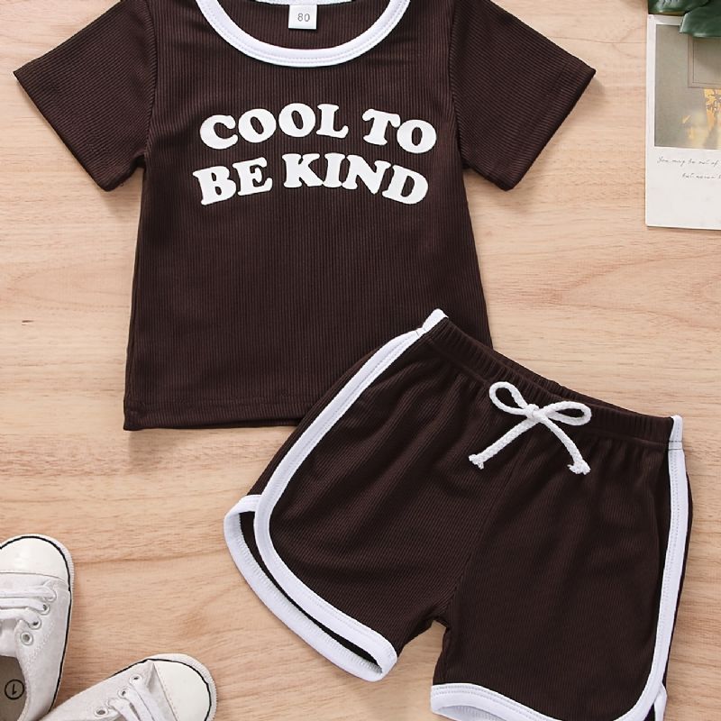 2st Bebis Flickor Kortärmad T-shirt Med Bokstavstryck Topp & Dragsko Shorts Set Barnkläder