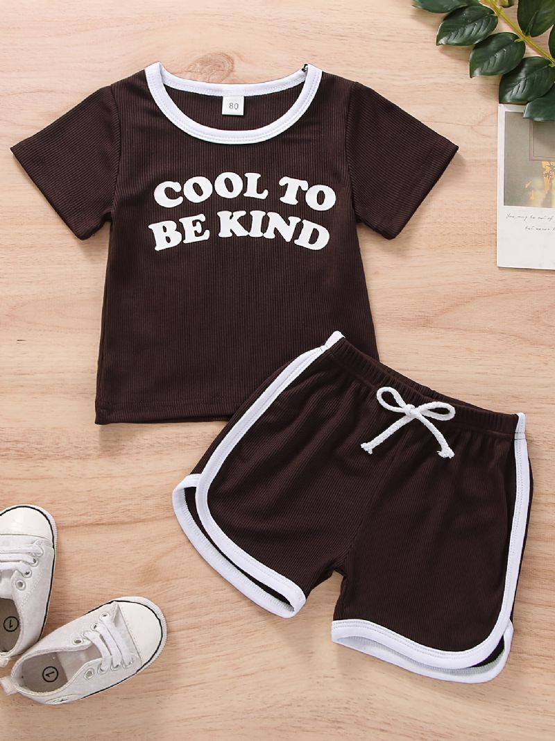 2st Bebis Flickor Kortärmad T-shirt Med Bokstavstryck Topp & Dragsko Shorts Set Barnkläder