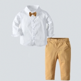 2st Pojkar Gentleman Outfits Med Långärmad Fluga Vit Skjorta & Kakibyxor För Prestanda Födelsedag Bröllopsfest
